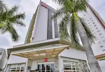 Ibis Goiania image